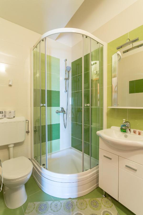 Sunrise Apartments Bol Bagian luar foto