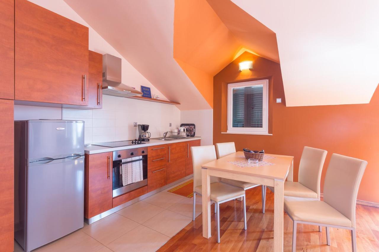 Sunrise Apartments Bol Bagian luar foto