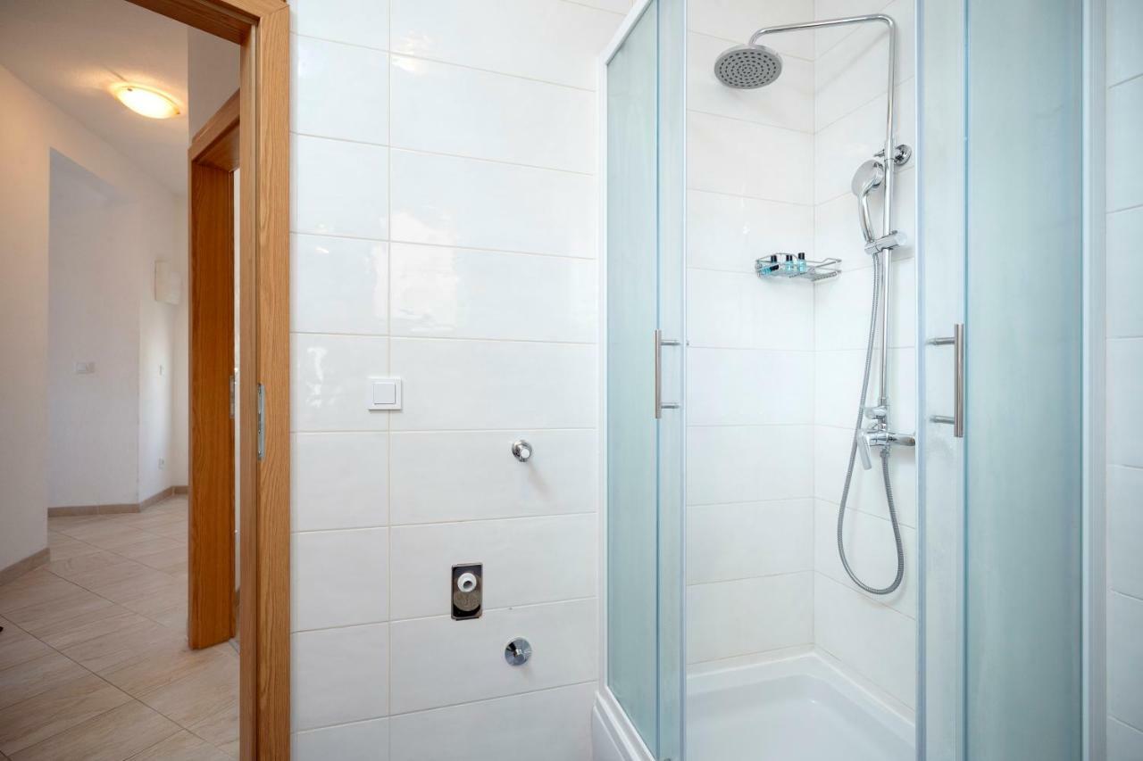 Sunrise Apartments Bol Bagian luar foto
